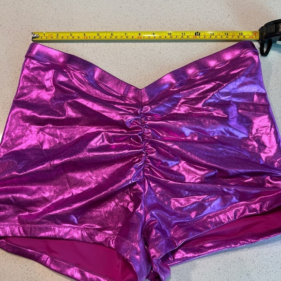 NWT SKIMS METALLIC SWIM V-WAIST SHORT DRAGON FRUIT Purple Kim Kardashian Rave - Picture 5 of 9